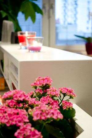 Zahnärztin Dr. Annett Richter, Hamburg Barmbek, eine Praxis die nicht nach Zahnarzt riecht, moderne Zahnmedizin auf dem neuesten Stand der Wissenschaft, Wohlfühlen, Ruhiger Raum, Hypnose Zahnärztin Dr. Annett Richter, Hamburg Barmbek, eine Praxis die nicht nach Zahnarzt riecht, moderne Zahnmedizin auf dem neuesten Stand der Wissenschaft, Wohlfühlen, Ruhiger Raum, Hypnose